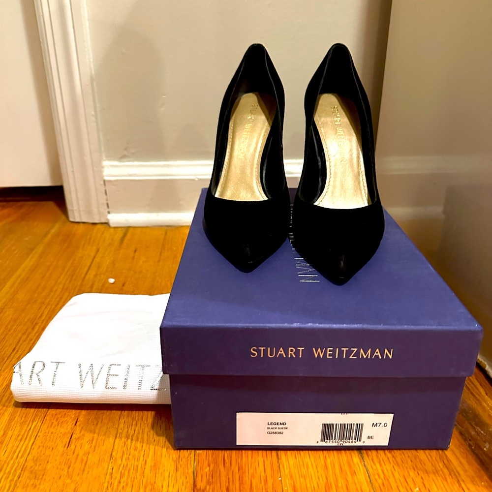 Stuart Wieztman Lengend black suede pump